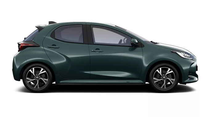 Toyota Yaris 1.5 Hybrid Design 5dr CVT [Safety Pack] Hybrid Hatchback - Image 3